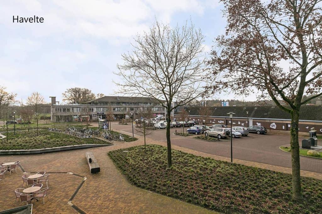 Rustig Gelegen Bungalow In Mooi Havelte エクステリア 写真